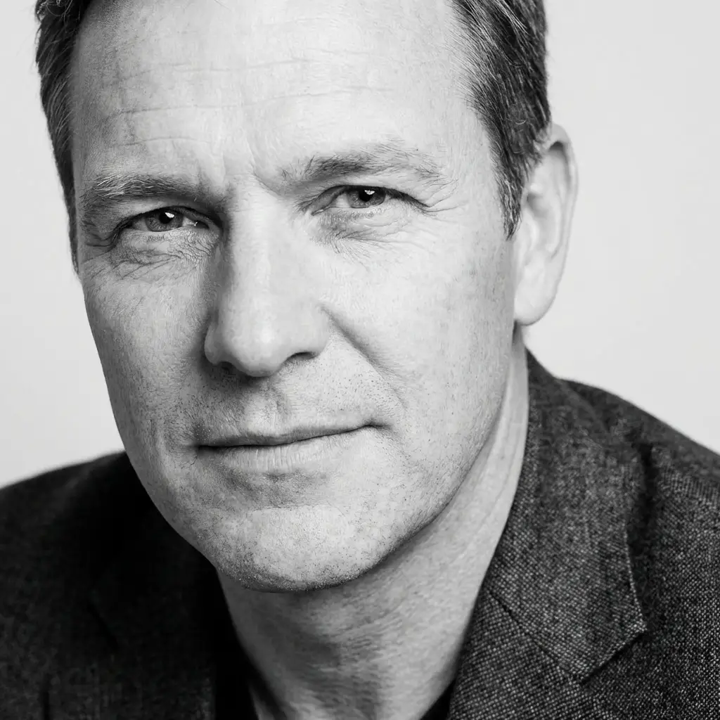 Close up of eyes squinching